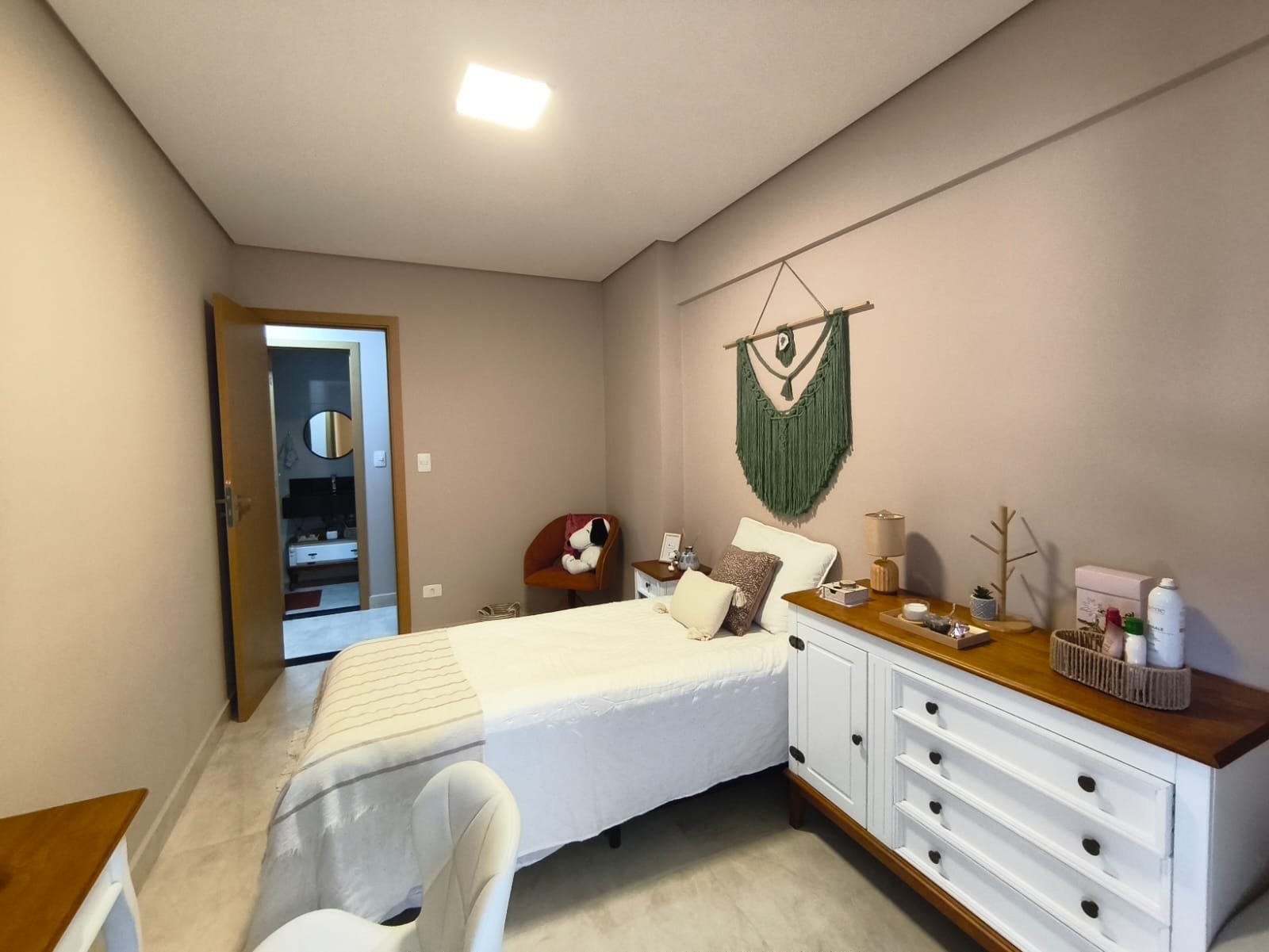 Quarto solteiro duas camas