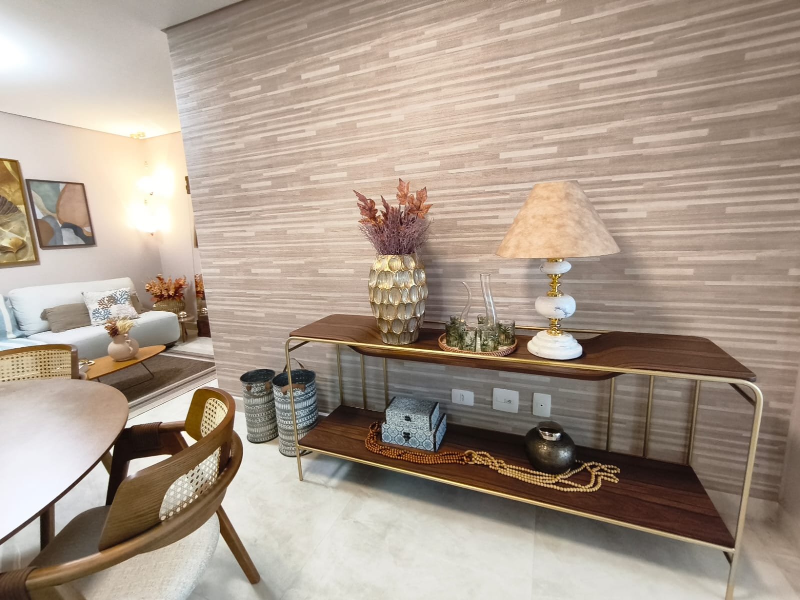 Sala com aparador